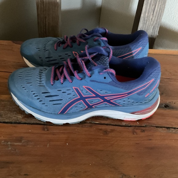 ASICS Blue and Pink Running Shoes size 7.5 - Picture 5 of 5